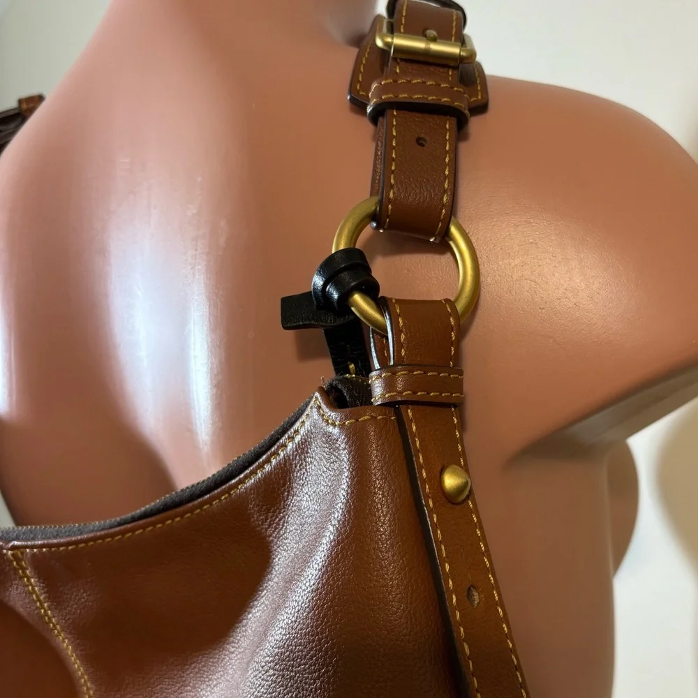 Dooney & Bourke brown black